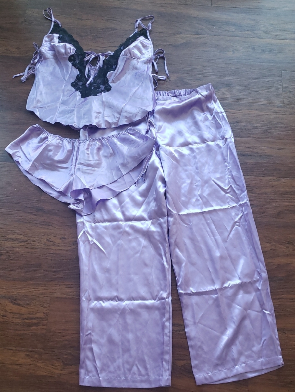 Frederick's of Hollywood Lavender Satin Lace-Trim Pajama Set Size XL Romantic